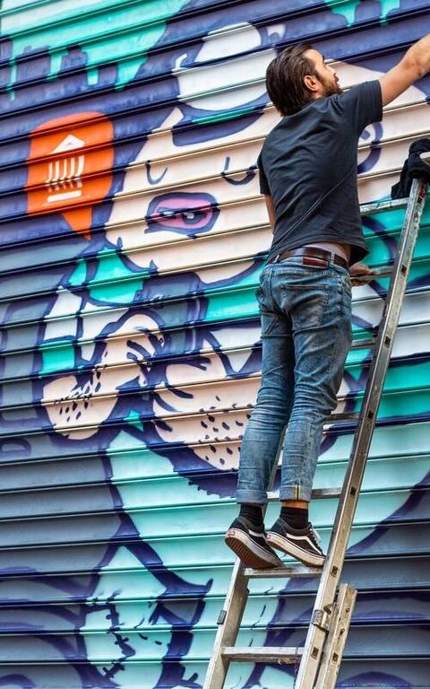 Το Beat ζωγραφίζει στο Τρίγωνο με τον Dreyk the Pirate