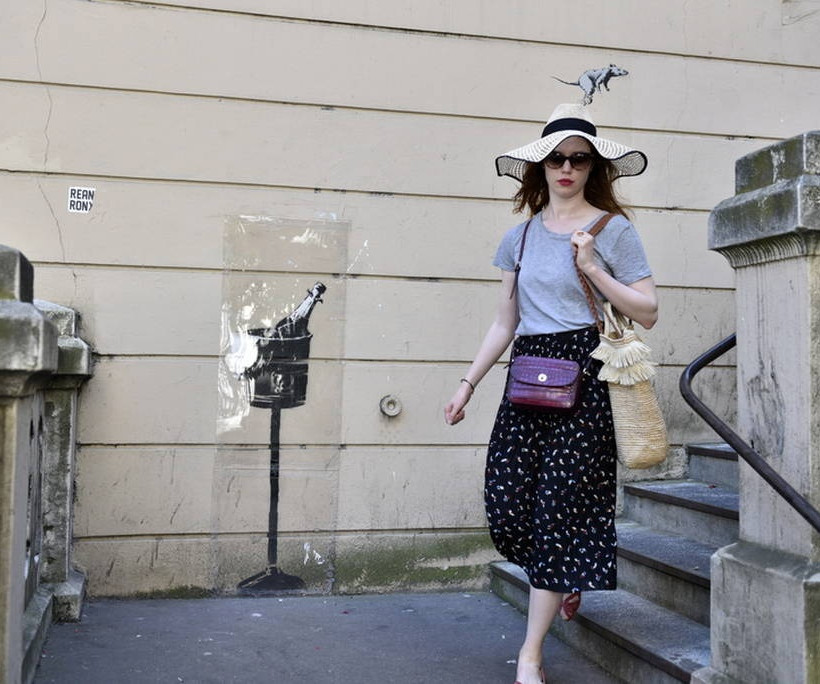 O ανατρεπτικός Banksy «ξαναχτύπησε» και στέλνει καυστικό μήνυμα από το Παρίσι (Pics)