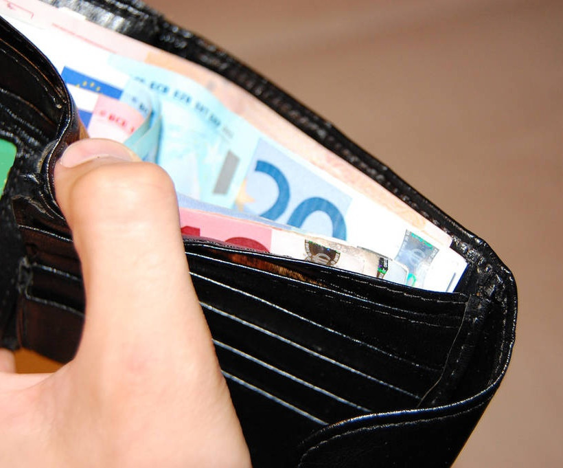 Προνοιακά επιδόματα: Ξεκινάει η πληρωμή Μαίου - Ιουνίου 2018 