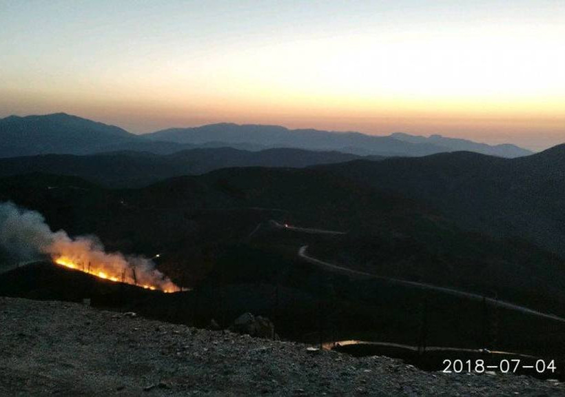 Φωτιά ΤΩΡΑ: «Μάχη» με τις φλόγες για δεύτερη ημέρα στα Χανιά