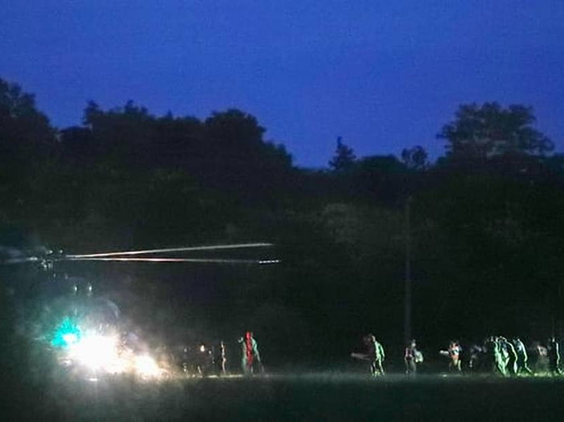 Ταϊλάνδη: Δείτε τις πρώτες εικόνες από τη διάσωση των παιδιών που έχει «καθηλώσει» τον πλανήτη