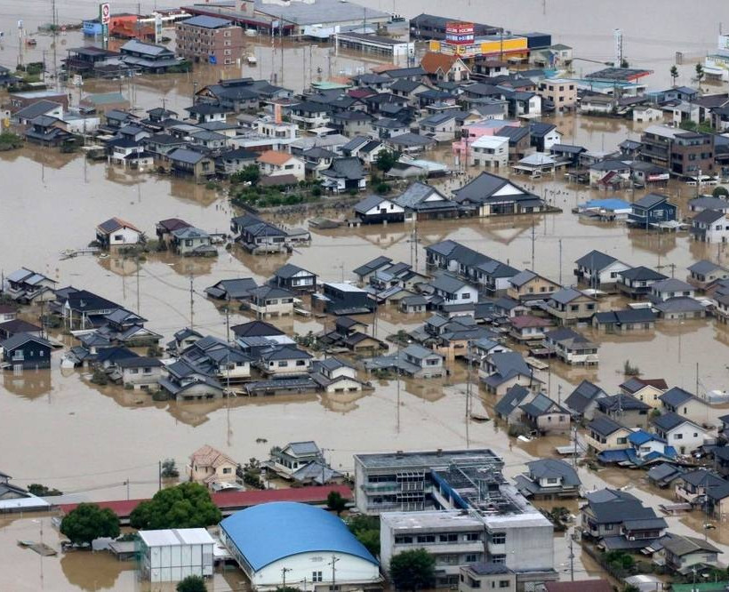 Ιαπωνία: Ανεβαίνει δραματικά ο αριθμός των νεκρών από τις σφοδρές βροχοπτώσεις