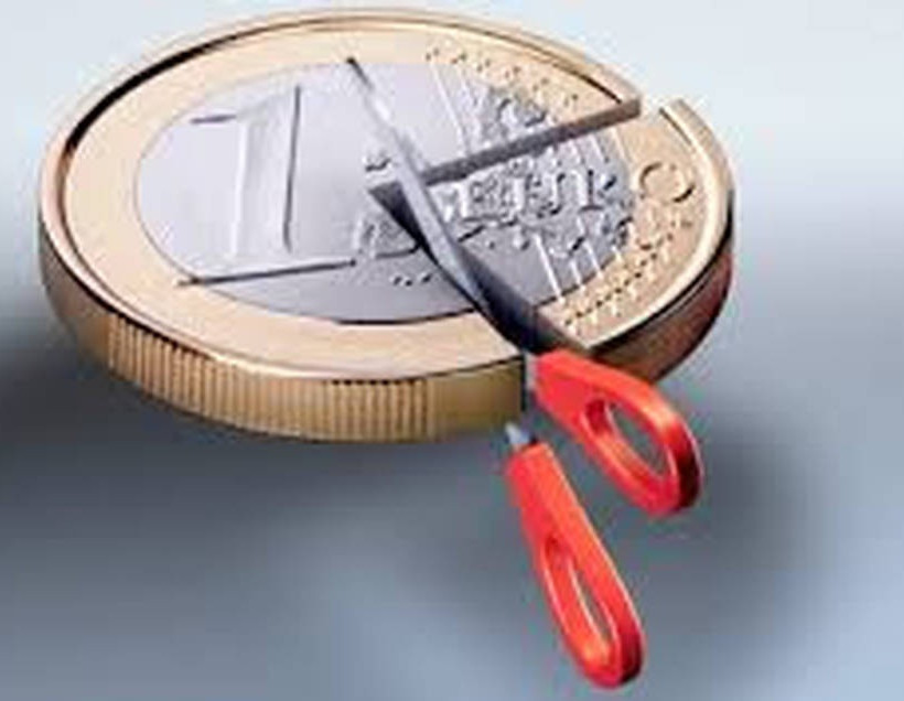 Εφορία: Πότε και πώς διαγράφει οφειλές 