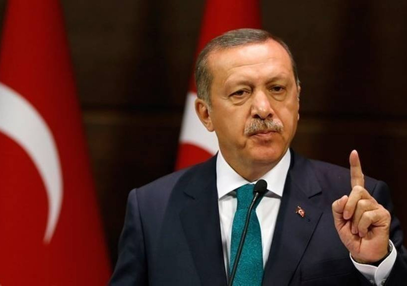 Τα πρώτο προεδρικά διατάγματα του Ερντογάν που τον καθιστούν «σουλτάνο» 