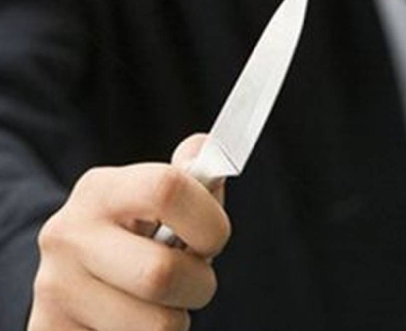 Αμαλιάδα: Λήστεψαν 19χρονο με απειλή μαχαιριού