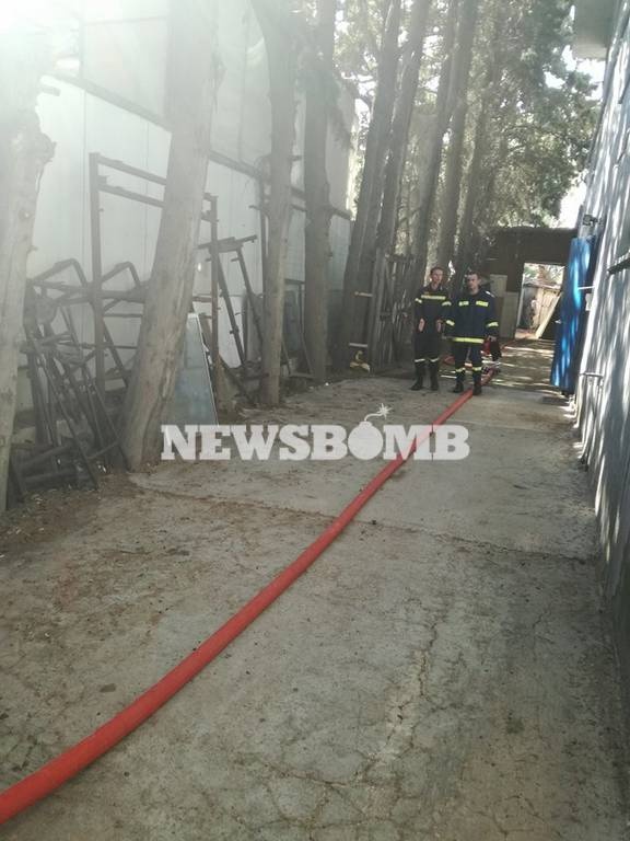 Υπό πλήρη έλεγχο η φωτιά στην Κηφισιά (pics)