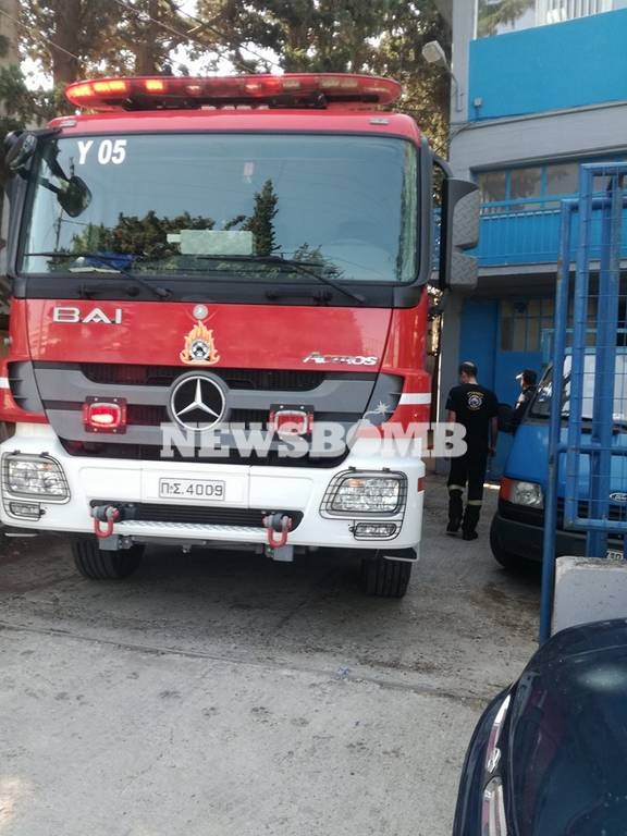 Υπό πλήρη έλεγχο η φωτιά στην Κηφισιά (pics)