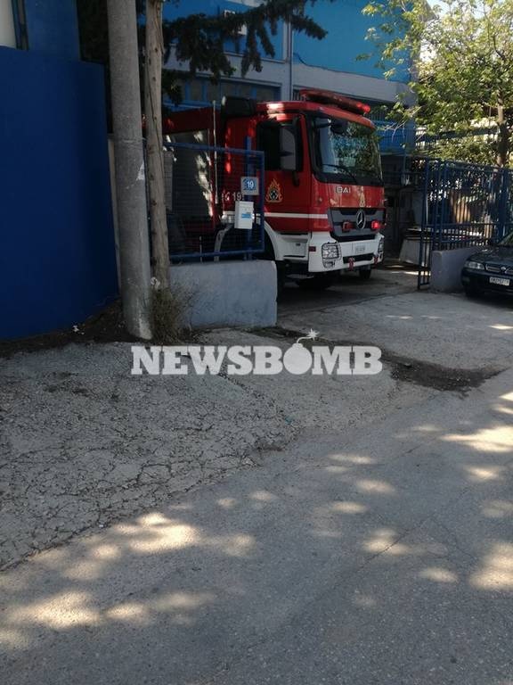 Υπό πλήρη έλεγχο η φωτιά στην Κηφισιά (pics)