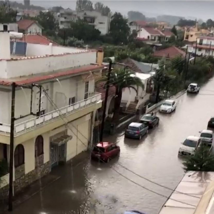 Η κακοκαιρία «χτύπησε» Ξάνθη και Καβάλα: Πρωτοφανείς εικόνες με πλημμύρες και ζημιές (vid+pics)