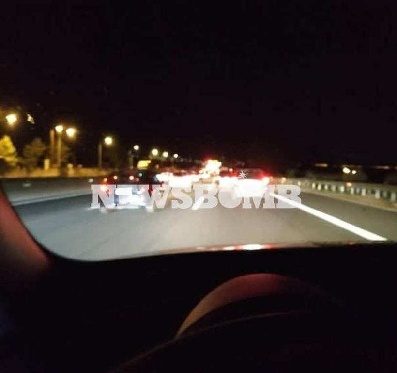 ΤΩΡΑ: Αυξημένη κίνηση στην Κορίνθου - Αθηνών! Με δυσκολίες η επιστροφή των εκδρομέων (pics)