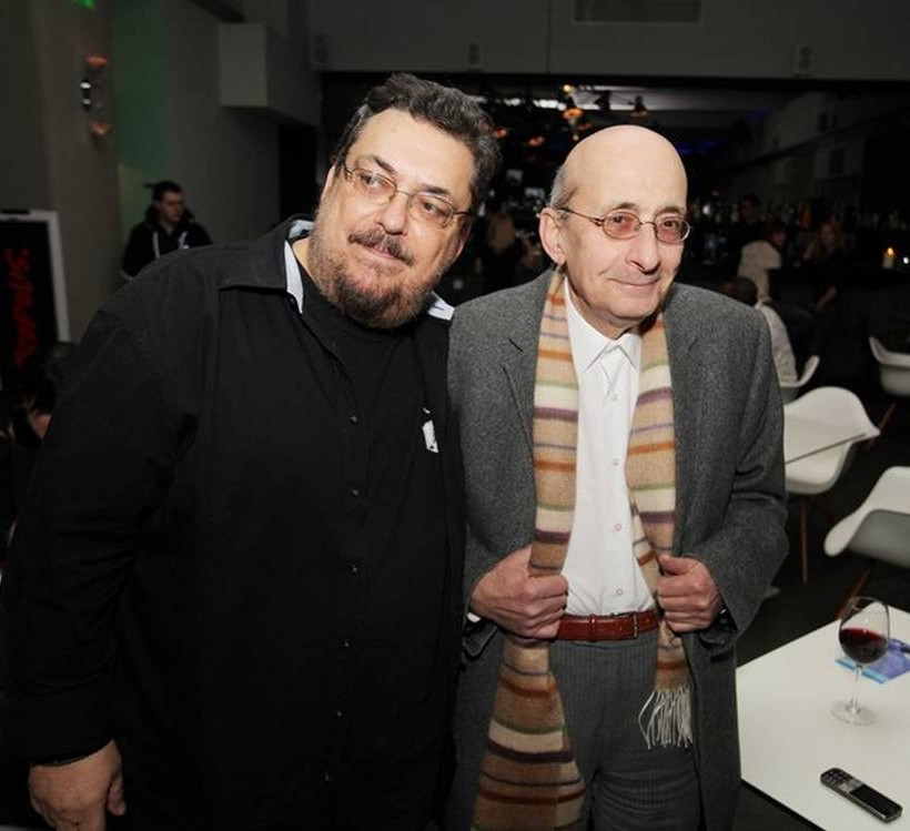 Πέθανε ο Μάνος Ελευθερίου (pics+vids)