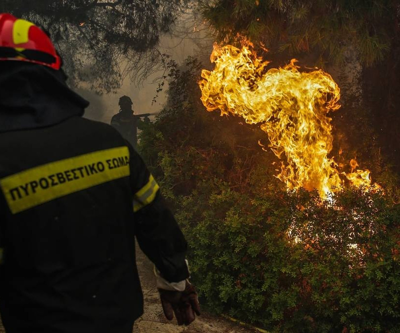 Φωτιά ΤΩΡΑ στην Πεντέλη - Νέος συναγερμός στην Πυροσβεστική 