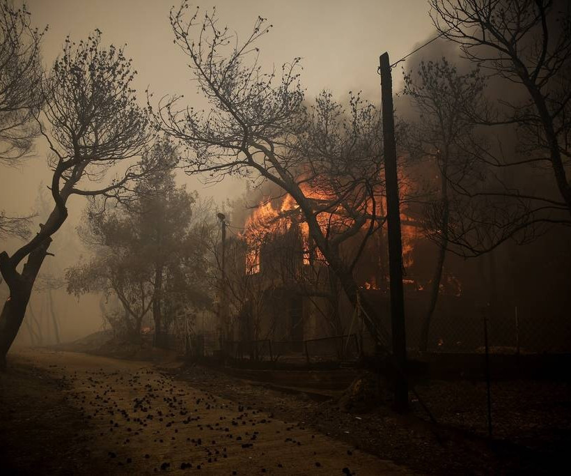 Φωτιά ΤΩΡΑ στην Πεντέλη - Νέος συναγερμός στην Πυροσβεστική 