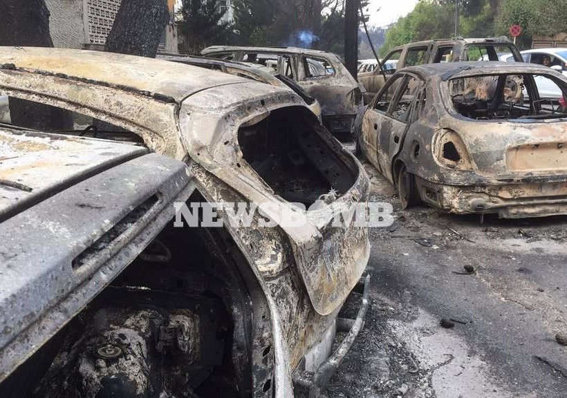 Φωτιά Αττική - Μαρτυρία σοκ: «Κολυμπούσα επί τέσσερις ώρες ανάμεσα σε πτώματα φίλων μου»