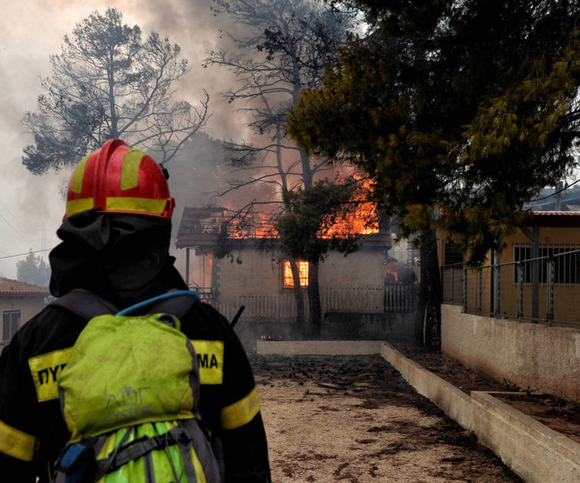 Φωτιά Αττική: Η απάντηση του Δ. Παπαδημούλη στο κατάπτυστο tweet του Σουηδού πρώην πρωθυπουργού