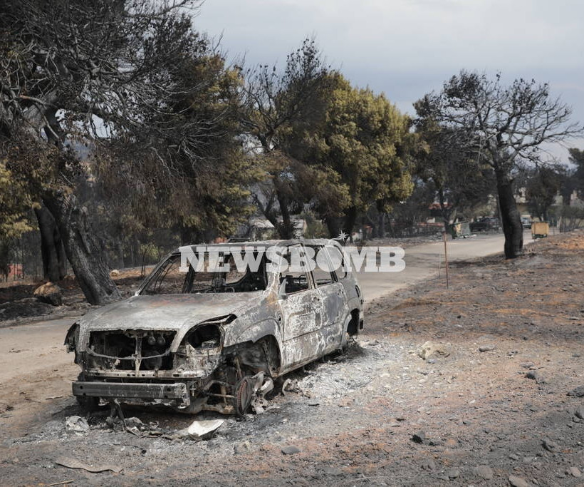 Φωτιά Μάτι: Πόνος και θλίψη - Οι συγκλονιστικές ιστορίες ανθρώπων που είδαν τους δικούς να χάνονται