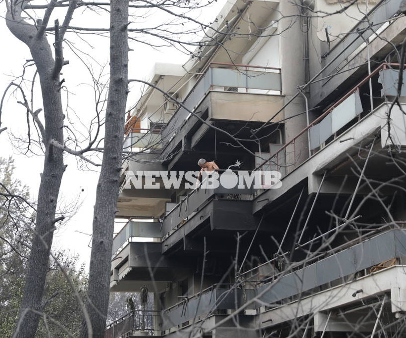 Φωτιά Μάτι: Πόνος και θλίψη - Οι συγκλονιστικές ιστορίες ανθρώπων που είδαν τους δικούς να χάνονται