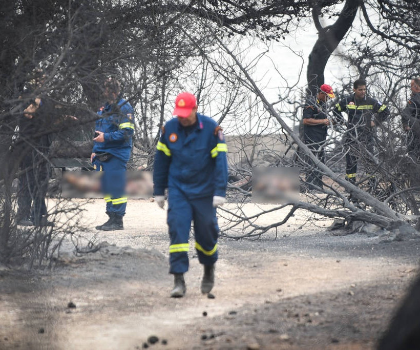 Φωτιά: Η σοκαριστική στιγμή που αντικρίζουν τους 26 νεκρούς αγκαλιασμένους στο Κόκκινο Λιμανάκι