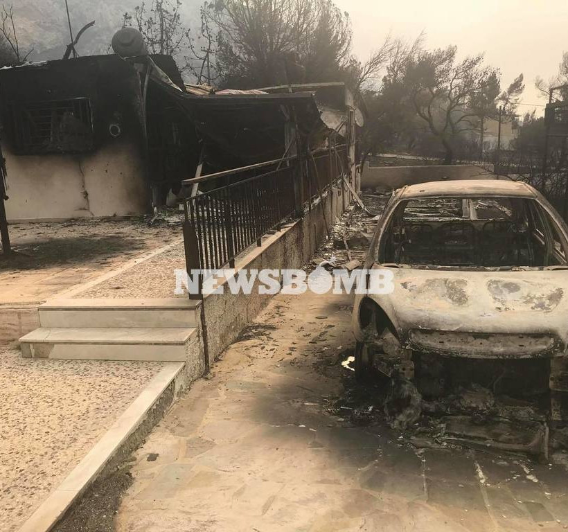 Φωτιά Κινέτα: Συνεχίζει το καταστροφικό της έργο η πυρκαγιά - Μετρούν τις πληγές τους οι κάτοικοι