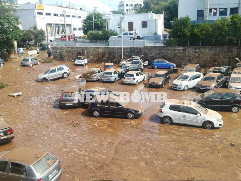 Πλημμύρες Μαρούσι: Άμεσα στην «πρώτη γραμμή» ο Καραμέρος - «Προτεραιότητά μας οι ανθρώπινες ζωές»