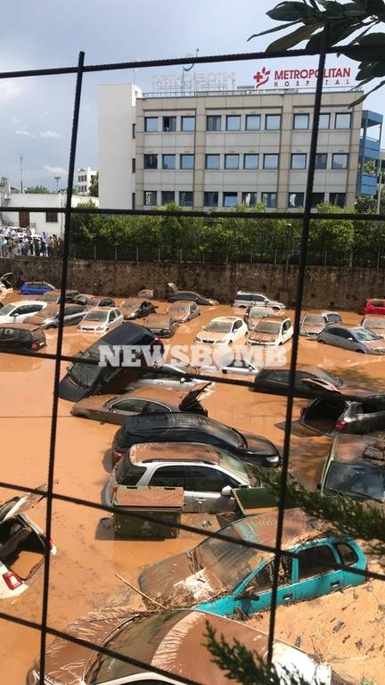 Καραμέρος: Δεν θα είχαμε πρόβλημα στο Μαρούσι αν δεν υπήρχαν οι χώροι στάθμευσης πάνω στο ρέμα