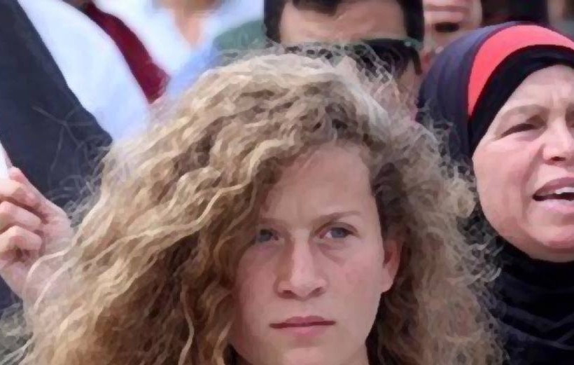 Άχεντ Ταμίμι: «Η αντίσταση συνεχίζεται» - Αφέθηκε ελεύθερη μετά από οκτώ μήνες  