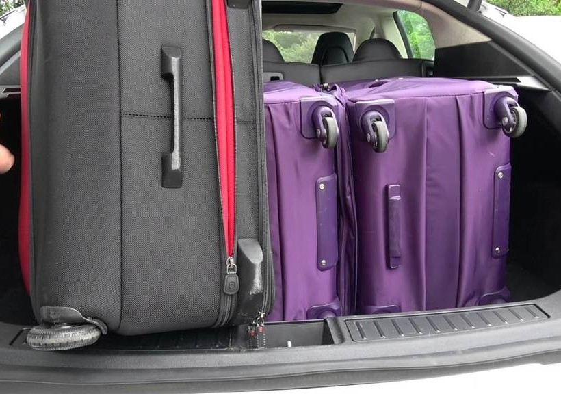 Πώς να φορτώσουμε σωστά το αυτοκίνητο στις διακοπές