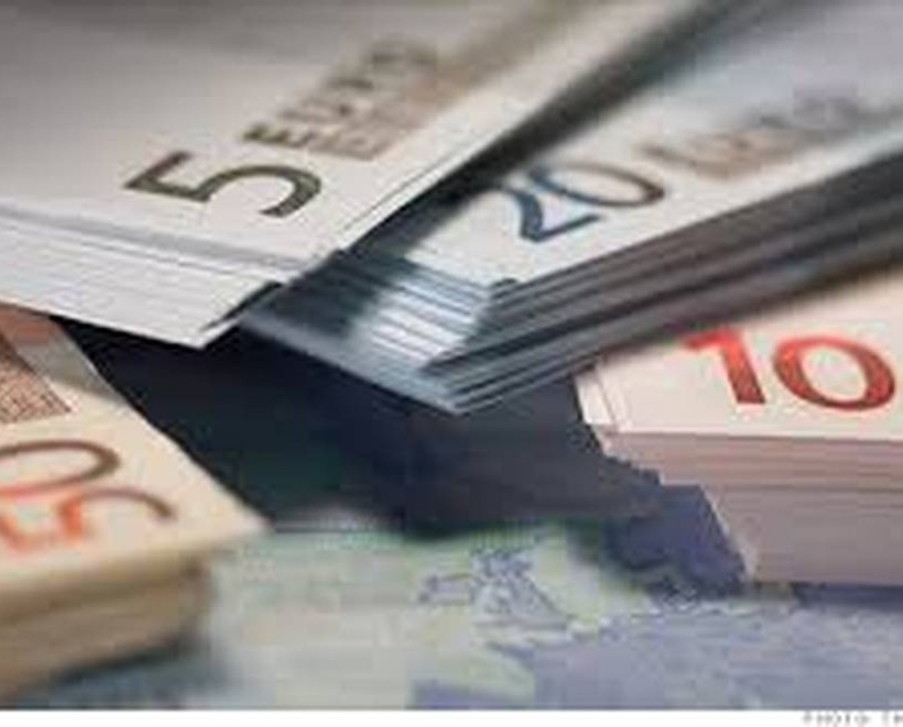 ΑΑΔΕ: Εξόφληση φόρου εισοδήματος σε δώδεκα δόσεις 