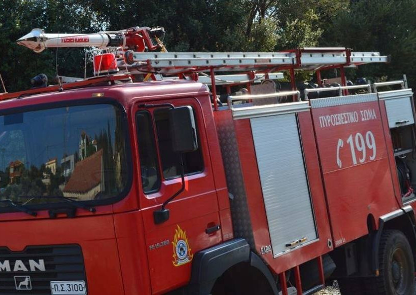 Πάτρα: Πυρκαγιά σε σοφίτα κατοικίας 