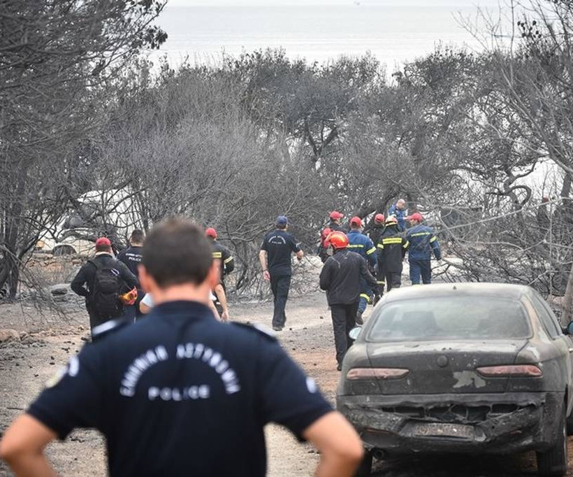 Φωτιές Αττική: Θρίλερ με δύο σορούς που δεν έχουν ταυτοποιηθεί