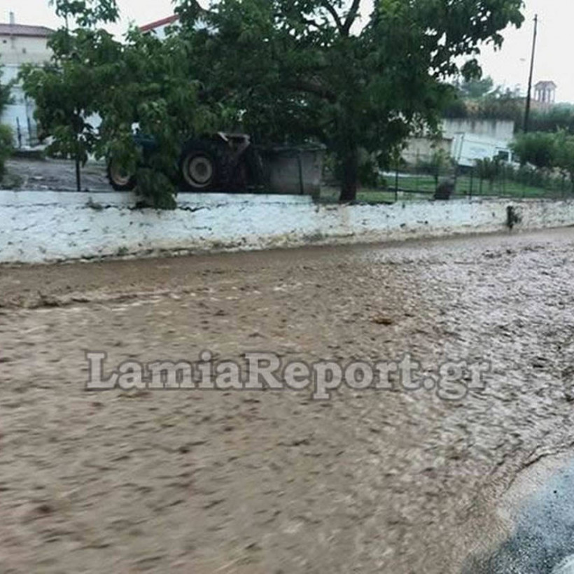Χάος στη Φθιώτιδα: Πλημμύρες και καταστροφές από τις καταιγίδες 