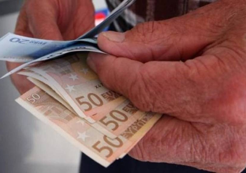 Ποιοι ασφαλισμένοι μπορούν να βγουν νωρίτερα στη σύνταξη