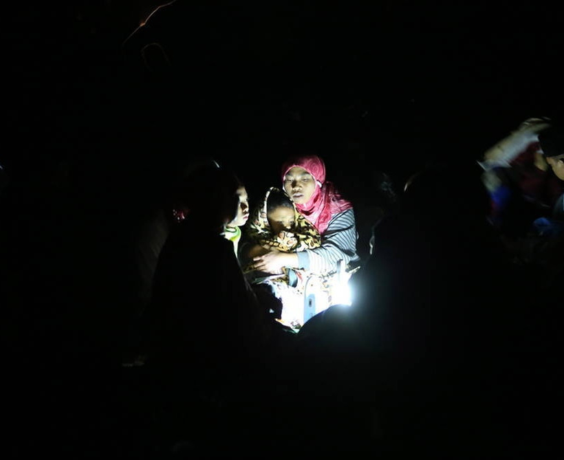 Νέος σεισμός 5 Ρίχτερ ΤΩΡΑ στην Ινδονησία 