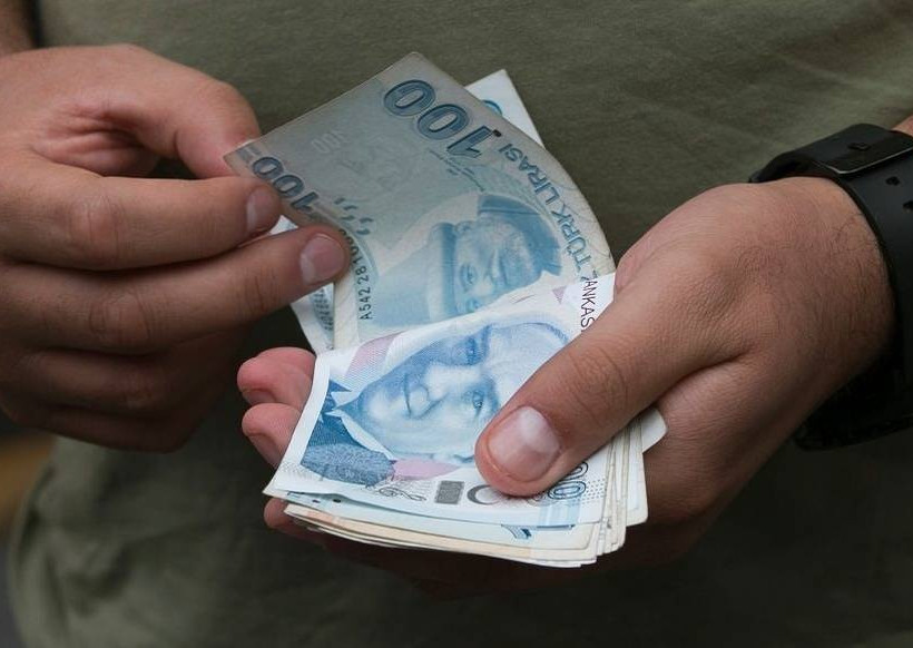 Σε νέο ιστορικό χαμηλό η τουρκική λίρα