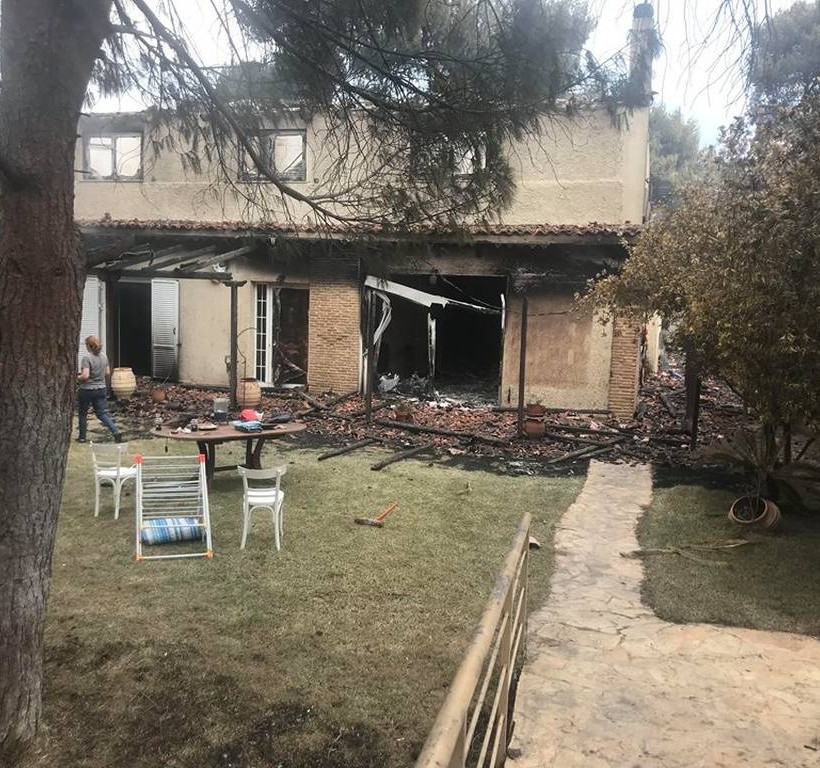 Στις 2.913 οι αιτήσεις πυρόπληκτων για τη χορήγηση επιδόματος