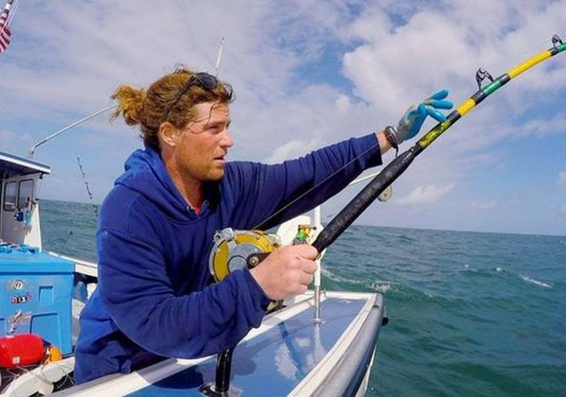 ΣΟΚ: Νεκρός στα 28 του παίκτης γνωστού ριάλιτι! (vids+pics)