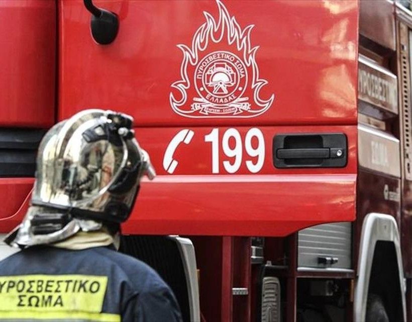 Φωτιά Τώρα: Μεγάλη πυρκαγιά στην Αγία Μαρίνα Νέας Μάκρης