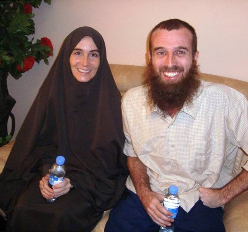 Φρικιαστική μαρτυρία: Οι απαγωγείς μου με βίαζαν άγρια για 15 μήνες - Ένα πουλί μού έσωσε τη ζωή!