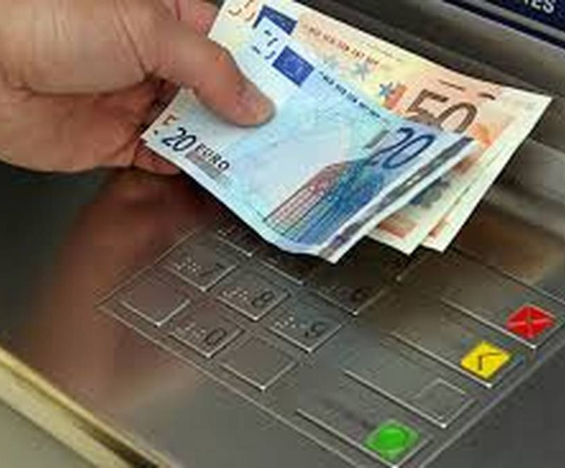 Aχτσιόγλου: Έως το τέλος του χρόνου θα έχουν αποδοθεί οι εκκρεμείς συντάξεις 