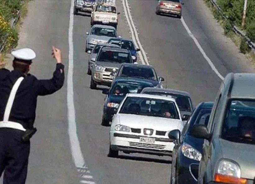 Επί ποδός η τροχαία για τον Δεκαπενταύγουστο