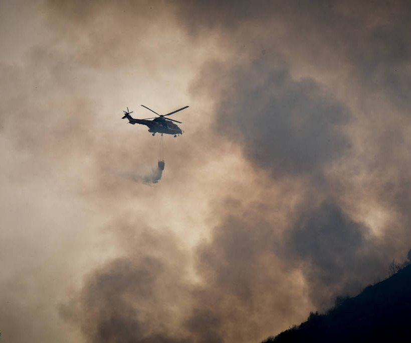 Φωτιά Ηλεία: Ολονύχτια μάχη με τις φλόγες - Φοβούνται για αναζωπυρώσεις στη Δαφνιώτισσα