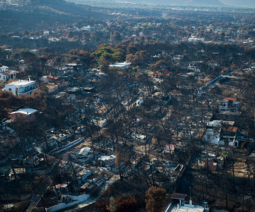 Το Μάτι από ψηλά, έναν μήνα με την φονική πυρκαγιά (pics)