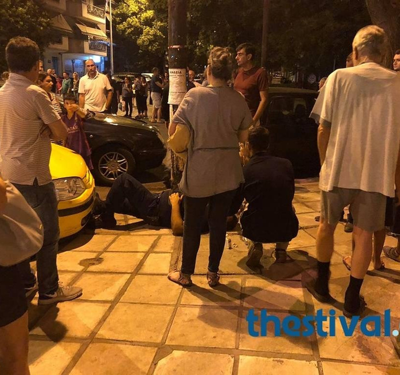 Θεσσαλονίκη: Περιπολικό συγκρούστηκε με ΙΧ - Τέσσερις τραυματίες (pics)