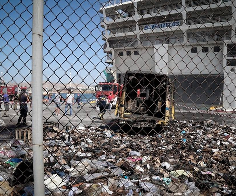 Βίντεο ντοκουμένο: Μέσα στην «κόλαση» του «Ελευθέριος Βενιζέλος» - Η μάχη των πυροσβεστών