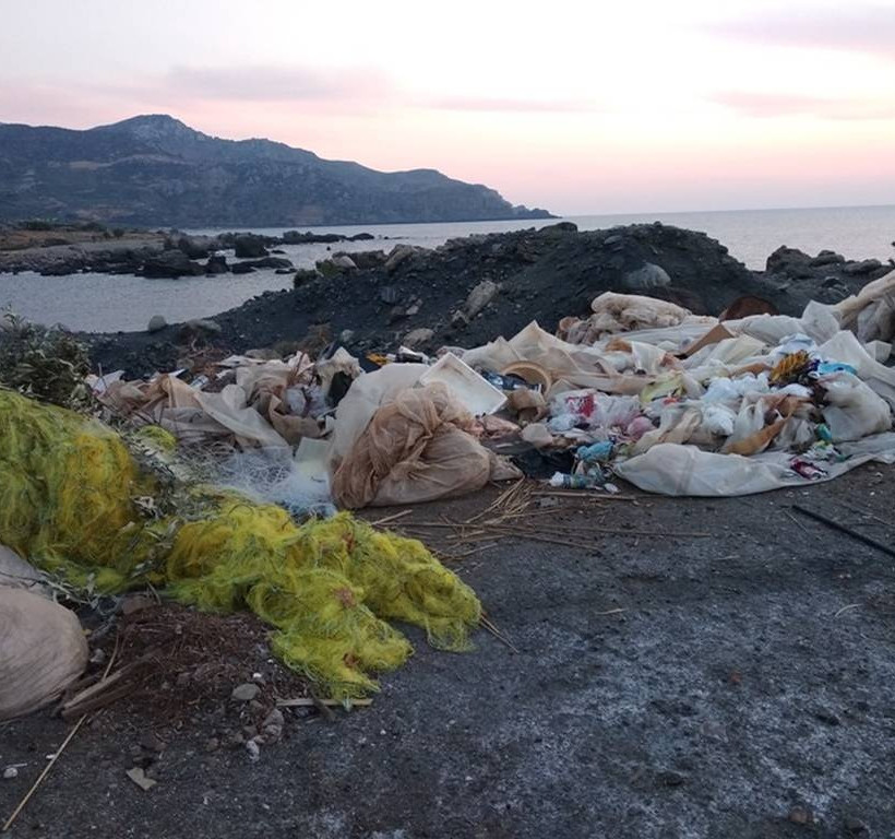 ΣΟΚ στα Χανιά: Το κομμένο κεφάλι στην παραλία «πάγωσε» το αίμα τους! Τελικά ανήκε σε κάτι τρομακτικό