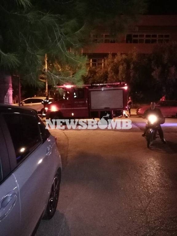 Άνδρας εγκλωβίστηκε σε φρεάτιο στη Νέα Σμύρνη (Photos)