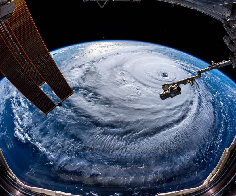 ΗΠΑ: Τέσσερις νεκροί από το σαρωτικό πέρασμα του τυφώνα Φλόρενς (vid)