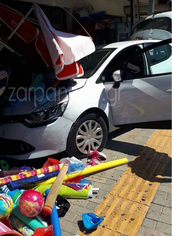 Χανιά: Έχασε τον έλεγχο του αυτοκινήτου και «μπούκαρε» σε μίνι μάρκετ (pics)