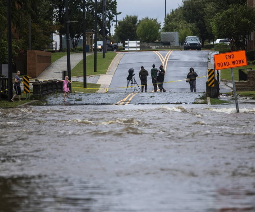 Τυφώνας Φλόρενς: Βιβλική καταστροφή στη Β. Καρολίνα - Τουλάχιστον 23 νεκροί (pics+vids)