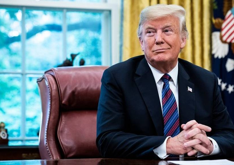 Ο Τραμπ «χτυπάει» ξανά την Κίνα με δασμούς 200 δισ. δολαρίων